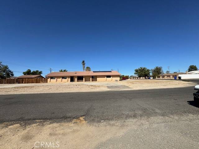 Apple Valley, CA 92307,18080 Manitou Road