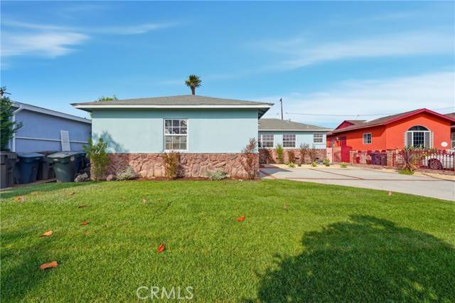 Gardena, CA 90249,2915 W 129th Place