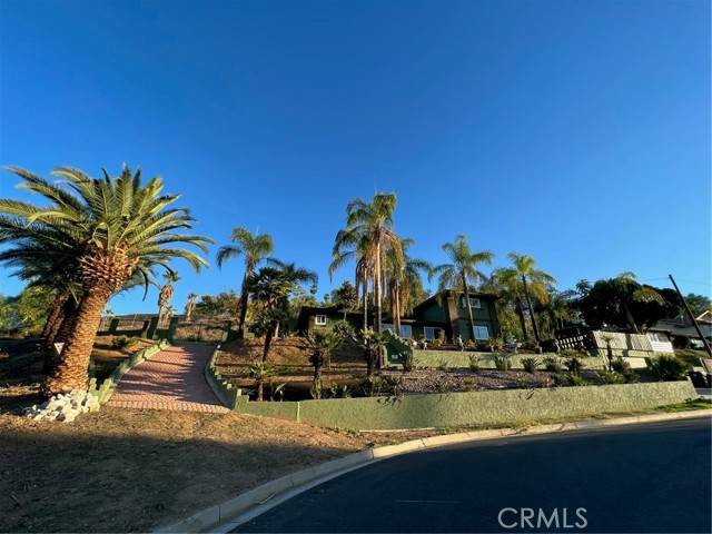 Redlands, CA 92373,470 E Crescent Avenue