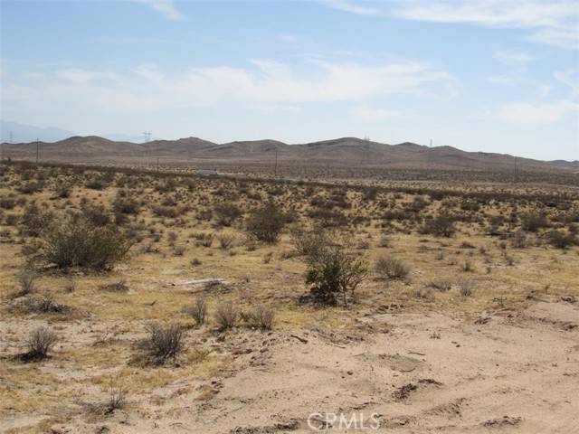 Hinkley, CA 92347,0 0496-023-51-0000 Santa Fe Avenue