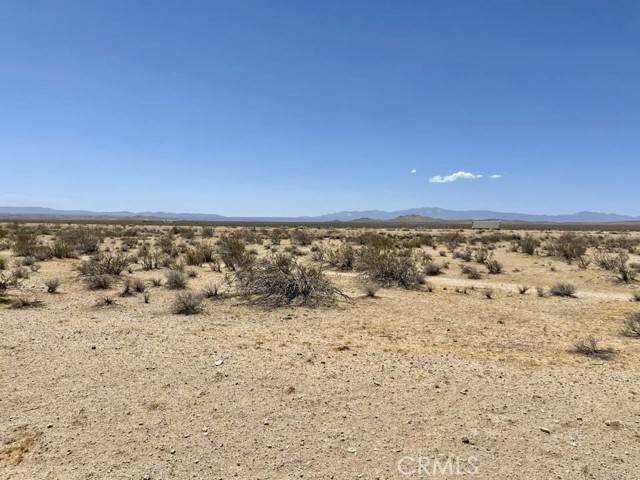 Adelanto, CA 92301,0 Crestview Drive