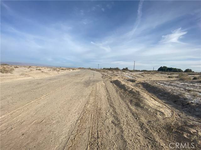 Salton City, CA 92274,2172 Lansing Avenue