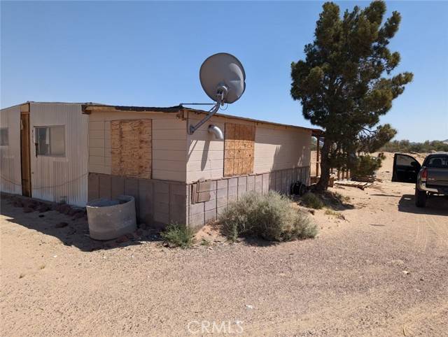 Newberry Springs, CA 92365,31600 Troy Road