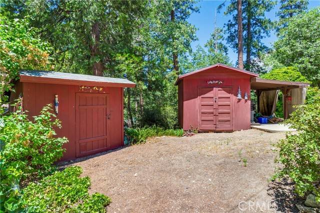 Forest Falls, CA 92339,9339 Wood Road