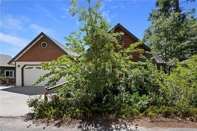 Lake Arrowhead, CA 92352,27696 St Bernard Lane