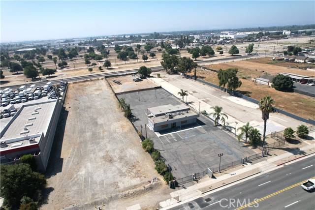 Ontario, CA 91761,958 E Holt Boulevard