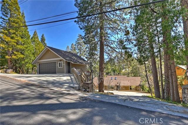 Lake Arrowhead, CA 92352,27513 W Shore Road