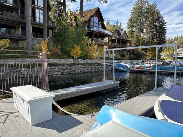 Lake Arrowhead, CA 92352,27442 Meadow Bay Drive