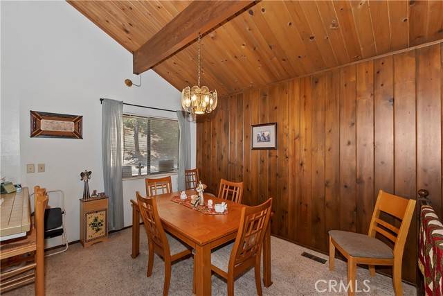 Lake Arrowhead, CA 92352,763 E Victoria Court