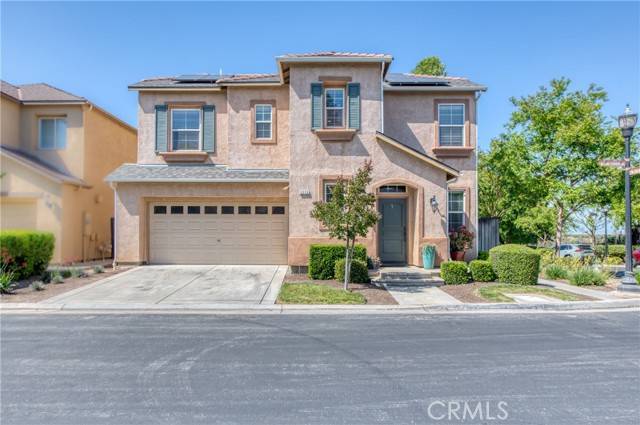 Fresno, CA 93722,5272 W King Fisher Lane