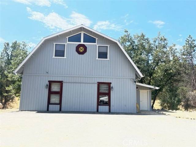 North Fork, CA 93643,32858 De Na Lane