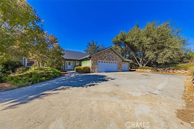 Ahwahnee, CA 93601,41282 Singing Hills Circle