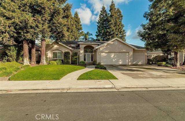 Reedley, CA 93654,440 S Redwood Drive