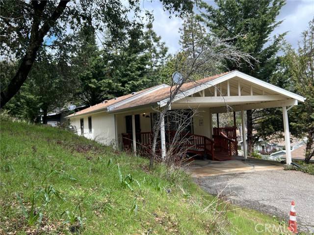Oakhurst, CA 93644,43555 Highway 41 #C-6