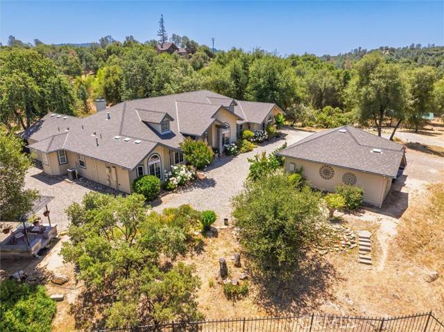 Coarsegold, CA 93614,45740 Green Lake Court