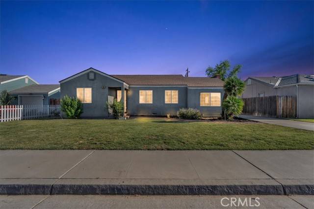 Hanford, CA 93230,816 Washington Street