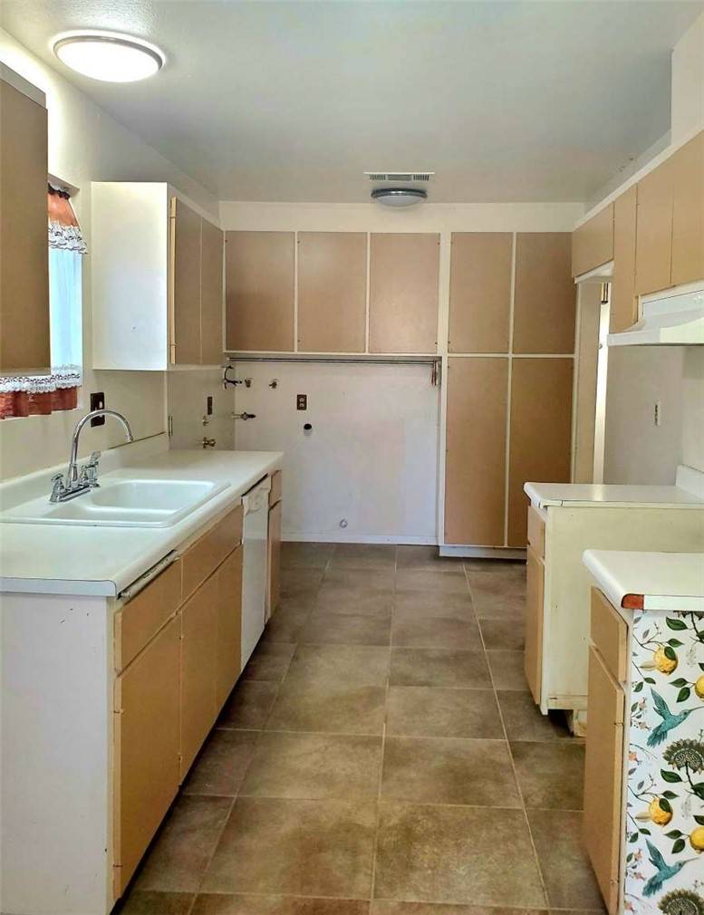 Hemet, CA 92545,543 San Clemente Street