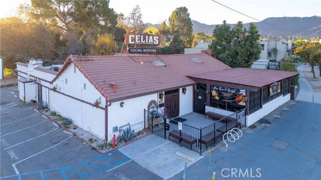Burbank, CA 91506,900 W Riverside Drive