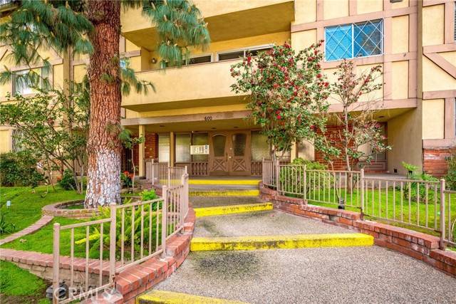 Glendale, CA 91202,600 W Stocker Street #318