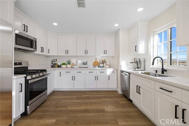 Palmdale, CA 93591,40348 179th Street