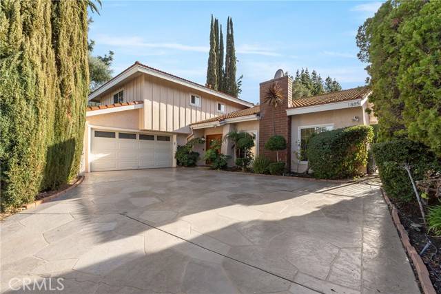 Westlake Village, CA 91361,1885 Fallview Rd.