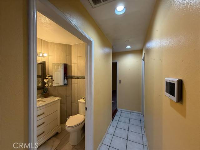 Sylmar (los Angeles), CA 91342,11529 Hunnewell Avenue