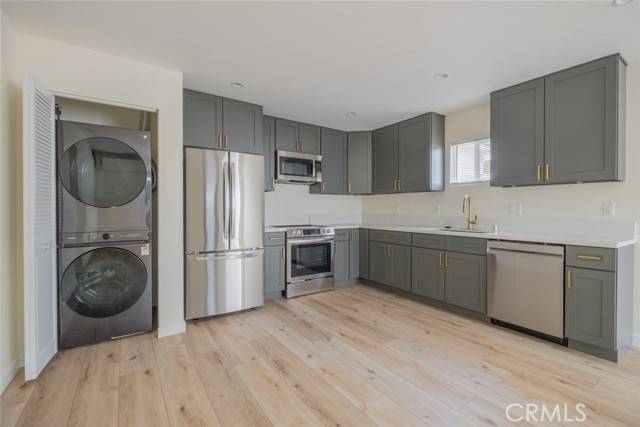 Panorama City (los Angeles), CA 91402,8602 Saloma Avenue
