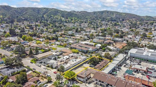 Sunland (los Angeles), CA 91040,10425 Mcvine Avenue