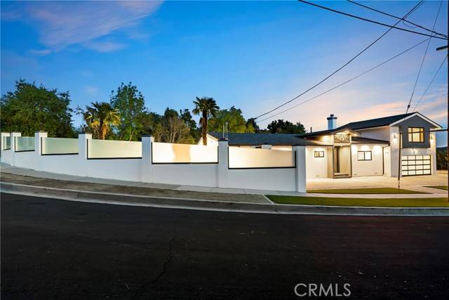 Sylmar (los Angeles), CA 91342,11424 Lemoncrest Avenue