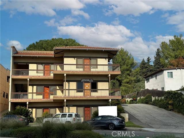 La Crescenta, CA 91214,2529 Foothill Boulevard