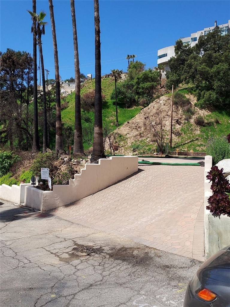 Altadena, CA 91001,2941 Stonehill Drive