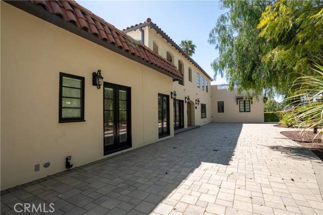 Glendale, CA 91202,734 Cumberland Road