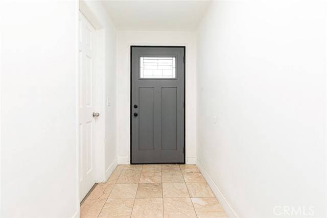 North Hollywood (los Angeles), CA 91605,7700 Goodland Avenue