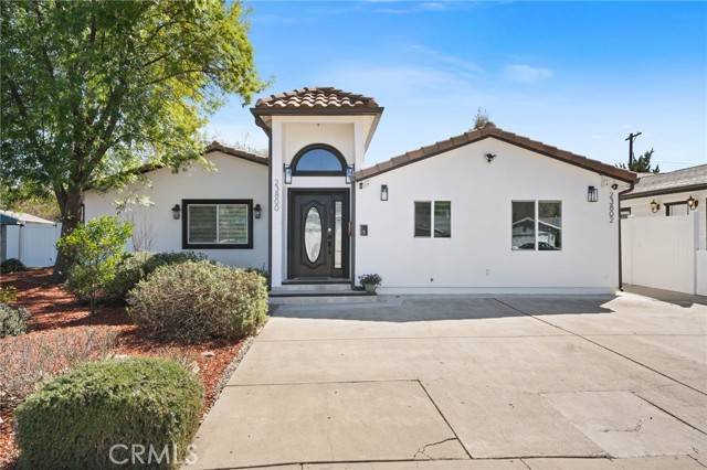 West Hills (los Angeles), CA 91307,23800 Mobile St