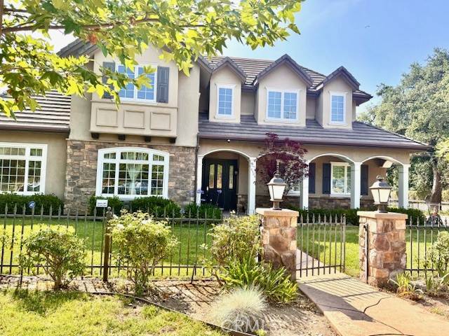 La Canada Flintridge, CA 91011,4504 Viro Road