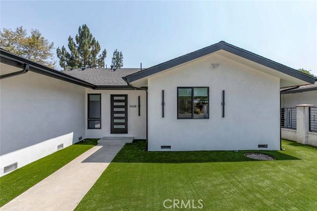 Granada Hills (los Angeles), CA 91344,17436 Index Street