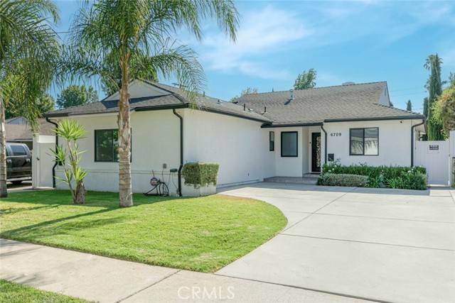 Los Angeles, CA 91405,6709 Mammoth Avenue