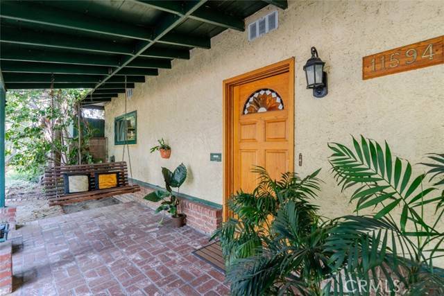North Hollywood (los Angeles), CA 91601,11594 Morrison Street