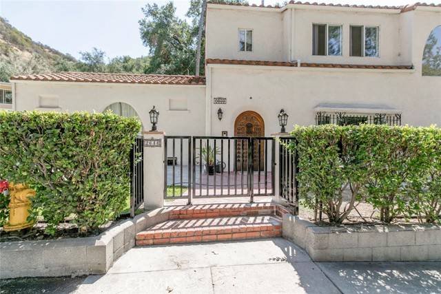 Glendale, CA 91206,2644 E Chevy Chase Drive