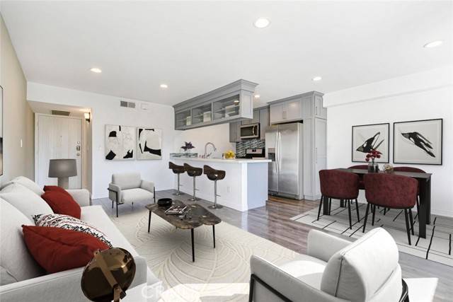 Los Angeles, CA 90068,2700 Cahuenga Boulevard #3104