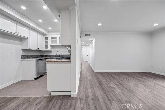 Glendale, CA 91203,408 Burchett