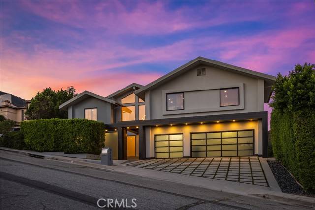 Glendale, CA 91207,2111 Rimcrest Drive