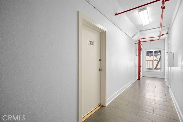 Glendale, CA 91205,228 S Kenwood Street #208