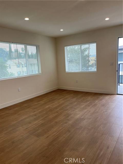 Glendale, CA 91205,1011 E Chevy Chase #A