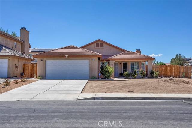 Hesperia, CA 92392,8960 Concord Court