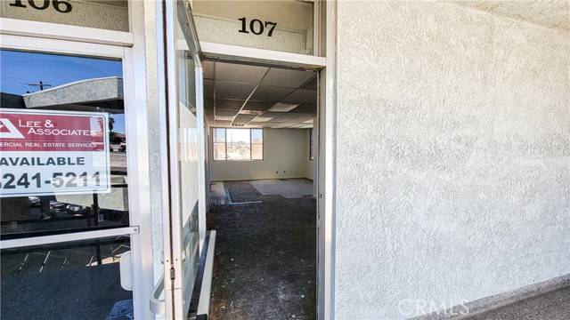 Apple Valley, CA 92307,17993 Us HWY 18