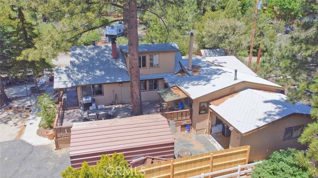 Wrightwood, CA 92397,1686 Blackbird Road