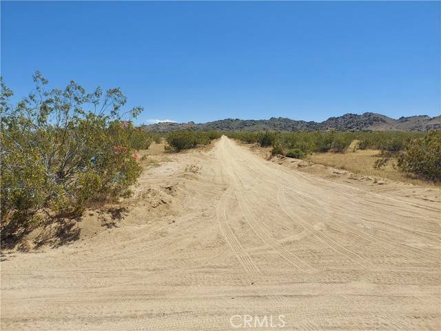 Apple Valley, CA 92307,0 Johnson Pacel #0463-186-12 Road