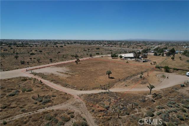 Oak Hills, CA 92344,9533 Aster Road