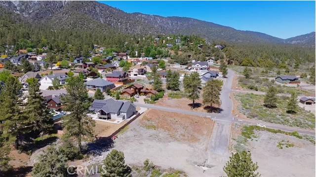 Wrightwood, CA 92397,5555 Pacific Crest Drive